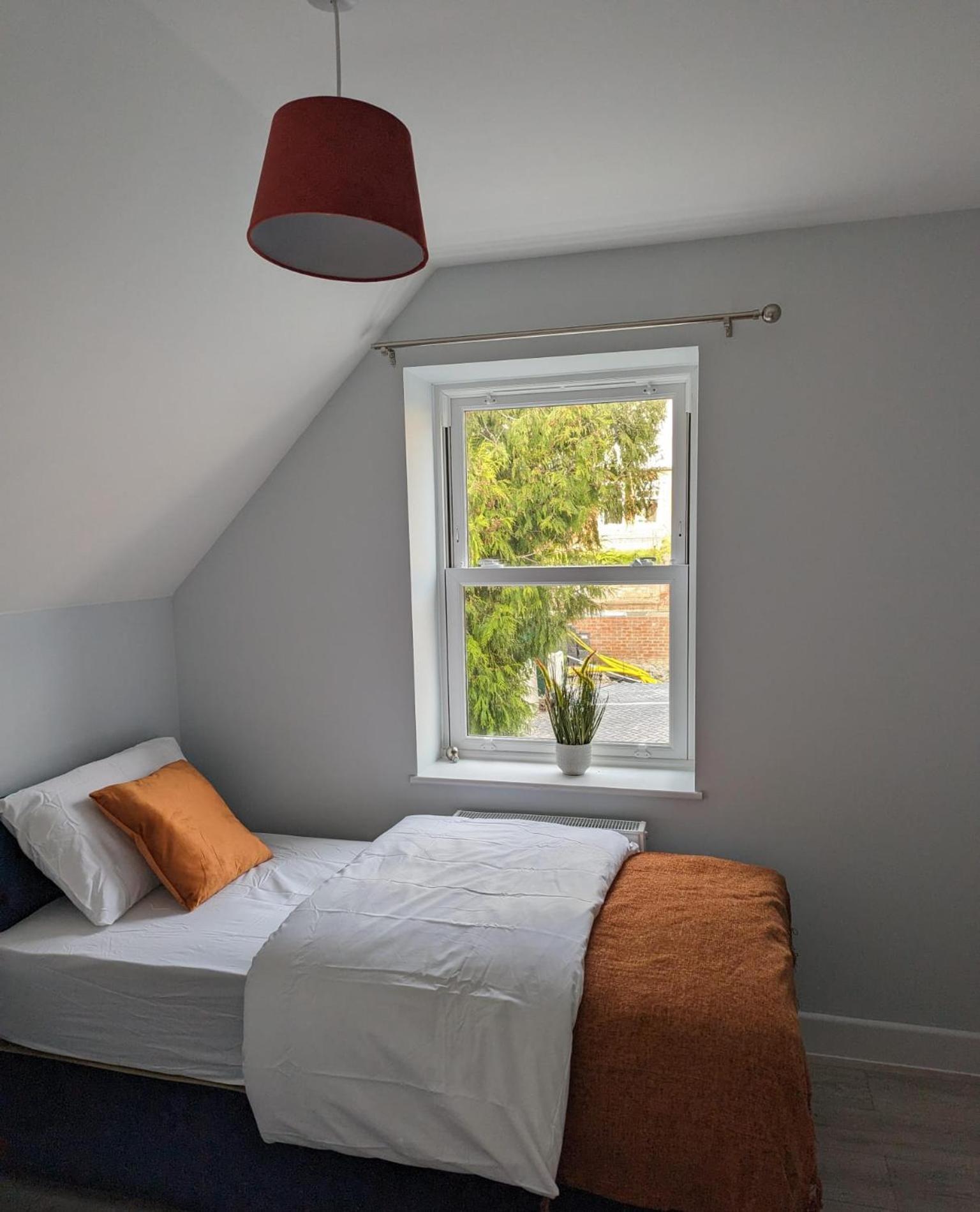 Dover Luxury Apartments, Near Ferry Екстер'єр фото